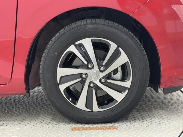 フリードハイブリッド ハイブリッド・ＥＸ　１オナ　地デジフルセグＴＶ　車線逸脱警報装置　アルミホイール　シ－トヒ－タ－　整備記録簿　ＡＵＸ　リヤカメラ　ＬＥＤライト　フルオートエアコン　ＡＢＳ　ＤＶＤ再生可　ウォークスルー　サイドエアバッグ（18枚目）