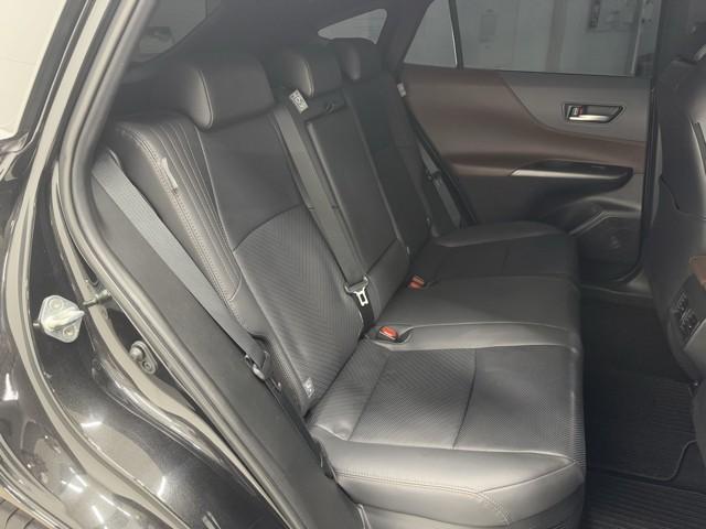 ハリアーハイブリッド Z レザーパッケージ パノラマサンルーフ 地デジ 横滑防止 盗難防止システム Bモニター 革 LEDライト パワーウィンドウ クルコン スマートキ- 助手席エアバック パワーシート エアバッグ 点検記録簿 オートエアコン(16枚目)