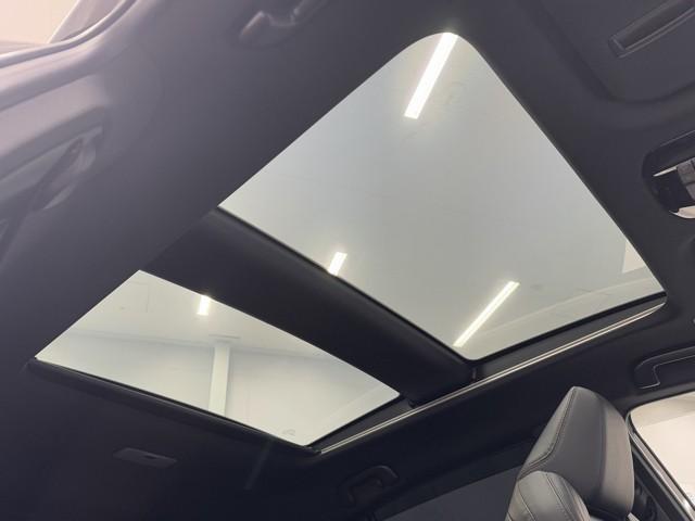 ハリアーハイブリッド Z レザーパッケージ パノラマサンルーフ 地デジ 横滑防止 盗難防止システム Bモニター 革 LEDライト パワーウィンドウ クルコン スマートキ- 助手席エアバック パワーシート エアバッグ 点検記録簿 オートエアコン(19枚目)