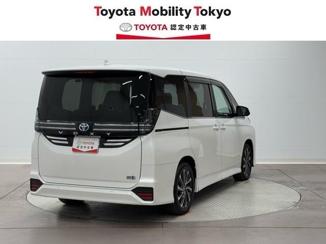 ヴォクシー ハイブリッドS-Z パワーウィンドウ DVD再生機能 インテリキー 横滑防止装置 地デジTV アクティブクルーズコントロール 1オナ フルオートエアコン リアカメラ エアバッグ ABS 100V充電 ナビTV WAC(2枚目)