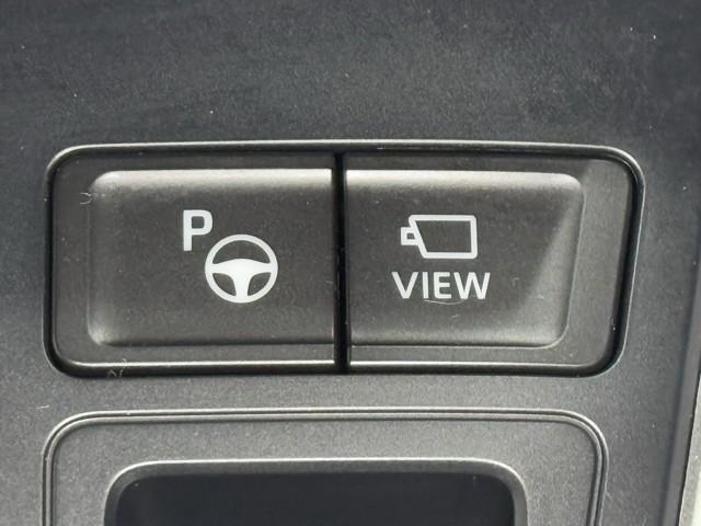 ヴォクシー ハイブリッドS-Z パワーウィンドウ DVD再生機能 インテリキー 横滑防止装置 地デジTV アクティブクルーズコントロール 1オナ フルオートエアコン リアカメラ エアバッグ ABS 100V充電 ナビTV WAC(14枚目)