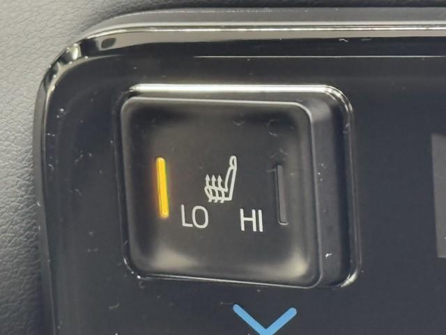 ヴォクシー ハイブリッドS-Z パワーウィンドウ DVD再生機能 インテリキー 横滑防止装置 地デジTV アクティブクルーズコントロール 1オナ フルオートエアコン リアカメラ エアバッグ ABS 100V充電 ナビTV WAC(15枚目)