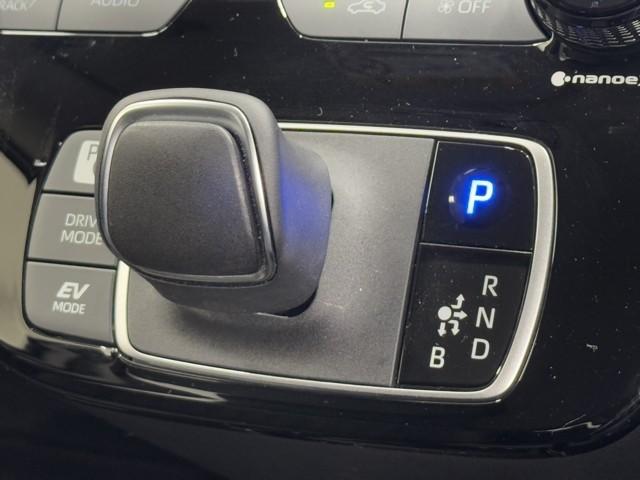 アクア G VSC アルミ 衝突軽減ブレーキ メモリナビ アイドルストップ パワーシート バックモニター LED クルーズコントロール スマートキー ETC車載器 AC100V ドライブレコーダー フルセグTV(12枚目)