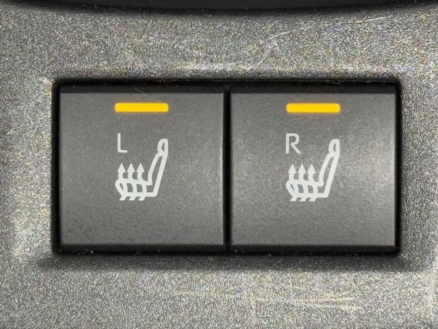 アクア Z LEDヘッドライト スマートキー 100V電源 イモビライザー アルミホイール ドライブレコーダー オートクルーズコントロール 点検記録簿 フルセグTV エアコン ESC ナビ&TV ETC キーレス(15枚目)