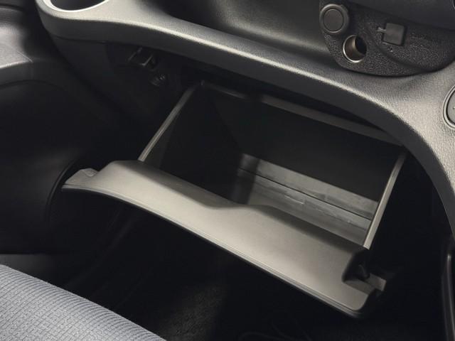 シエンタ Ｇ　ナビ・ＴＶ　スマートキープッシュスタート　アイドリングＳ　リアカメラ　ＨＤＤナビ　ＡＷ　地デジフルセグ　定期点検記録簿　フルオートエアコン　パワーウィンド　ＥＴＣ　運転席エアバック　パワステ　ＡＢＳ（10枚目）