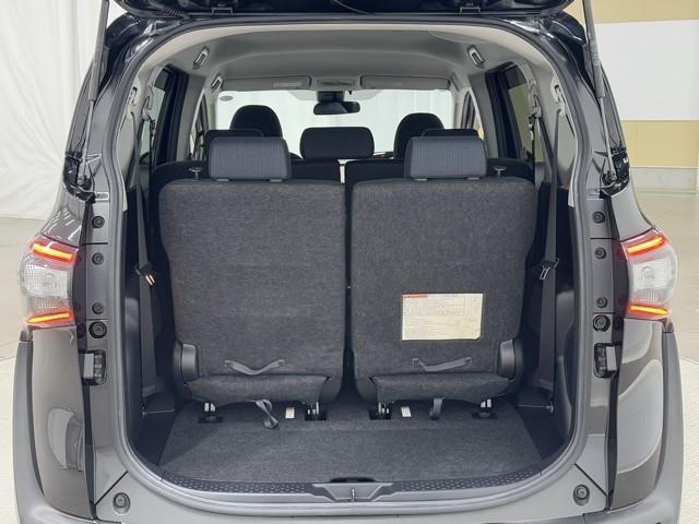 シエンタ Ｇ　ナビ・ＴＶ　スマートキープッシュスタート　アイドリングＳ　リアカメラ　ＨＤＤナビ　ＡＷ　地デジフルセグ　定期点検記録簿　フルオートエアコン　パワーウィンド　ＥＴＣ　運転席エアバック　パワステ　ＡＢＳ（17枚目）