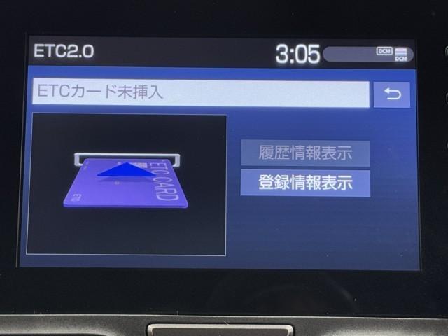 ヤリス X 被害軽減ブレーキ Bカメラ ドラレコ付 キーレスエントリー スマートキー&プッシュスタート 点検記録簿 ミュージックプレイヤー接続可 クルーズコントロール ETC車載器 ESC サイドエアバッグ ナビ(7枚目)