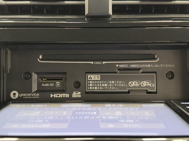 プリウス Ｓツーリングセレクション　エアロ　エアバック　地デジ　１オーナー車　Ｂモニ　アイスト　ＡＣ１００Ｖ　定期点検記録簿　ＬＥＤヘッド　イモビ　オートクルーズ　横滑り防止　サイドエアバック　ＤＶＤ再生可　ＥＴＣ　スマートキー　ＡＢＳ（9枚目）