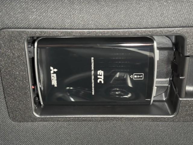 CX-8 XDプロアクティブ リアエアコン アドバンストキー 横滑り防止機能 クルーズコントロール 地デジ アイスト ETC車載器 DVD再生可 エアコン ドライブレコーダー パワーシート 三列シート ナビ&TV メモリーナビ(8枚目)