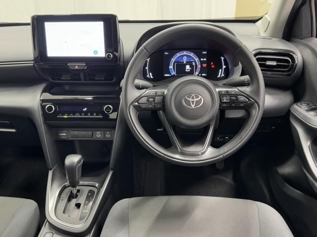 ヤリスクロス G ETC装備 リヤカメラ スマートエントリー イモビライザー オートエアコン アルミホイール キーレス パワーウィンドウ クルコン ABS ドライブレコーダー エアバッグ パワーステアリング(4枚目)