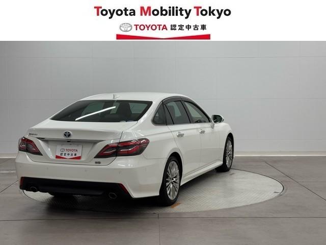 クラウンハイブリッド Ｓ　エレガンススタイルＩＩ　イモビライザー　バックモニター　ナビ＆ＴＶ　アルミホイール　オートクルーズコントロール　ＡＣ１００Ｖ　スマートキー　フルセグ　キーレス　ＥＴＣ　ドラレコ　メモリーナビ　ＤＶＤ再生　横滑り防止装置（2枚目）