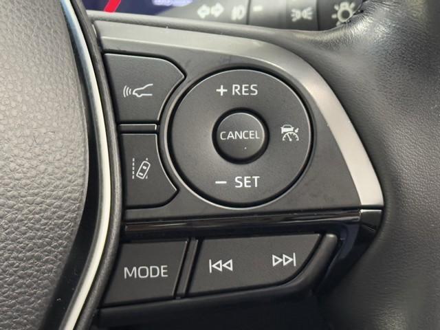 クラウンハイブリッド Ｓ　エレガンススタイルＩＩ　イモビライザー　バックモニター　ナビ＆ＴＶ　アルミホイール　オートクルーズコントロール　ＡＣ１００Ｖ　スマートキー　フルセグ　キーレス　ＥＴＣ　ドラレコ　メモリーナビ　ＤＶＤ再生　横滑り防止装置（12枚目）