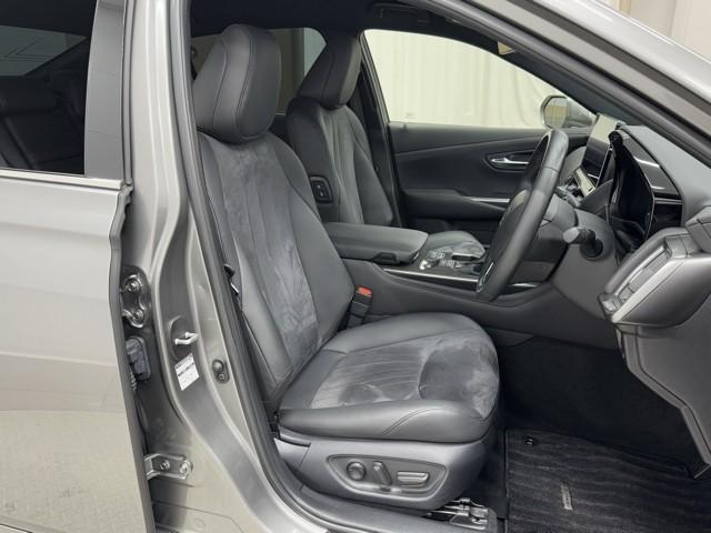 クラウンハイブリッド Ｓ　バックガイドモニター　メモリーナビゲーション　地デジＴＶ　ＥＴＣ車載器　電動シート　ＬＥＤヘッド　記録簿　イモビライザー　ドラレコ　アイドリングストップ　メディアプレイヤー接続　横滑り防止装置（14枚目）