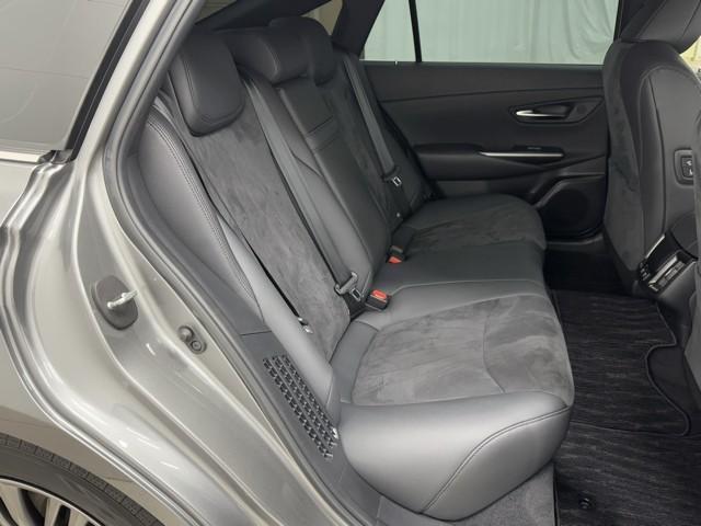 クラウンハイブリッド Ｓ　バックガイドモニター　メモリーナビゲーション　地デジＴＶ　ＥＴＣ車載器　電動シート　ＬＥＤヘッド　記録簿　イモビライザー　ドラレコ　アイドリングストップ　メディアプレイヤー接続　横滑り防止装置（16枚目）