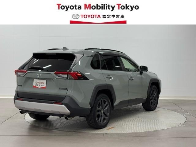 ＲＡＶ４ アドベンチャー　リヤカメラ　記録簿付　アルミ　クルーズＣ　ナビテレビ　ＬＥＤライト　イモビ　地デジ　ＥＳＣ　スマキー　ＰＳ　ＥＴＣ付き　エアコン　４ＷＤ車　電動パワーシート　パワーウインドウ　サイドエアバッグ　ＡＢＳ（2枚目）