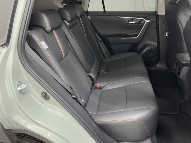 ＲＡＶ４ アドベンチャー　リヤカメラ　記録簿付　アルミ　クルーズＣ　ナビテレビ　ＬＥＤライト　イモビ　地デジ　ＥＳＣ　スマキー　ＰＳ　ＥＴＣ付き　エアコン　４ＷＤ車　電動パワーシート　パワーウインドウ　サイドエアバッグ　ＡＢＳ（15枚目）