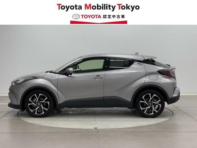 Ｃ－ＨＲ Ｇ　ハーフ革　ＴＳＳ　ワンオナ　アイドルストップ　定期点検記録簿　ＬＥＤヘッド　バックモニタ　イモビライザー　ナビ＆ＴＶ　ＥＴＣ付　キーフリーシステム　スマキー　横滑り防止機能　クルーズＣ　ワンセグＴＶ（3枚目）