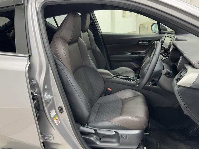 Ｃ－ＨＲ Ｇ　ハーフ革　ＴＳＳ　ワンオナ　アイドルストップ　定期点検記録簿　ＬＥＤヘッド　バックモニタ　イモビライザー　ナビ＆ＴＶ　ＥＴＣ付　キーフリーシステム　スマキー　横滑り防止機能　クルーズＣ　ワンセグＴＶ（16枚目）