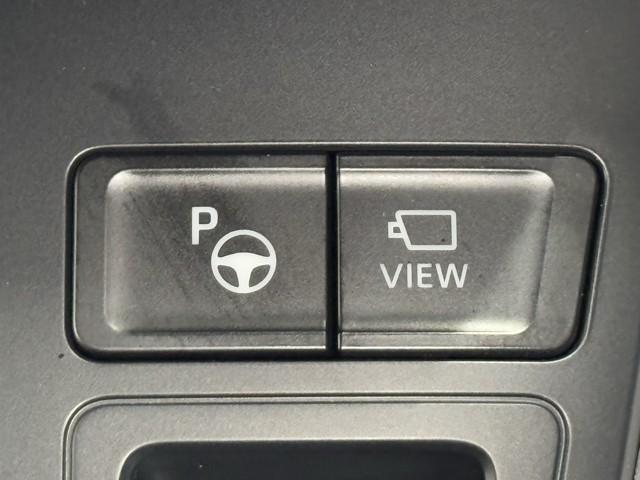 ノア ハイブリッドＺ　バックモニター　ドライブレコーダー　ＡＣ１００Ｖ　アイドリングストップ　ＤＶＤ　スマートキー　ワンオーナー車　両側パワースライドドア　フルセグＴＶ　ナビ＆ＴＶ　ＬＥＤヘッドライト　ＥＴＣ　キーレス（13枚目）