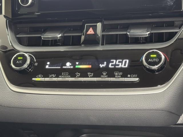 カローラツーリング ハイブリッド　Ｇ－Ｘ　衝突軽減ブレーキ　横滑り防止　盗難防止システム　Ｂカメ　ドライブレコーダー　Ｗエアバック　メディアプレイヤー接続　サイドエアバッグ　クルコン　ナビ　ＬＥＤヘッドライト　エアバッグ　ＥＴＣ　キーレス（9枚目）