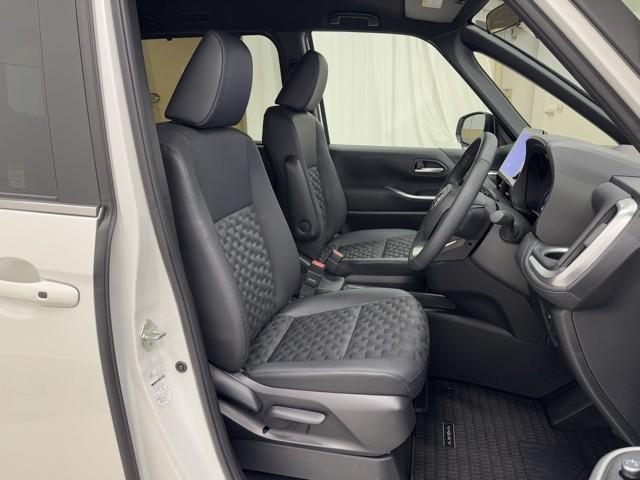 ヴォクシー ハイブリッドS-Z パワーウィンドウ DVD再生機能 インテリキー 横滑防止装置 地デジTV アクティブクルーズコントロール フルオートエアコン リアカメラ エアバッグ ABS 100V充電 ナビTV WAC キーレス(15枚目)