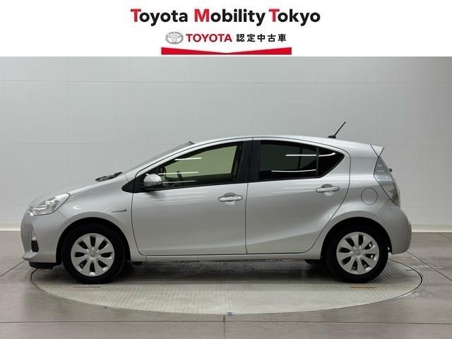 アクア Ｓ　スマートキープッシュスタート　キーレスエントリ　ドラレコ付　フルセグ地デジ　イモビ　ナビ＆ＴＶ　ワンオーナー車　オートエアコン　デュアルエアバック　ＥＳＣ　Ｂカメラ　パワーウィンドウ　ＡＵＸ端子（3枚目）