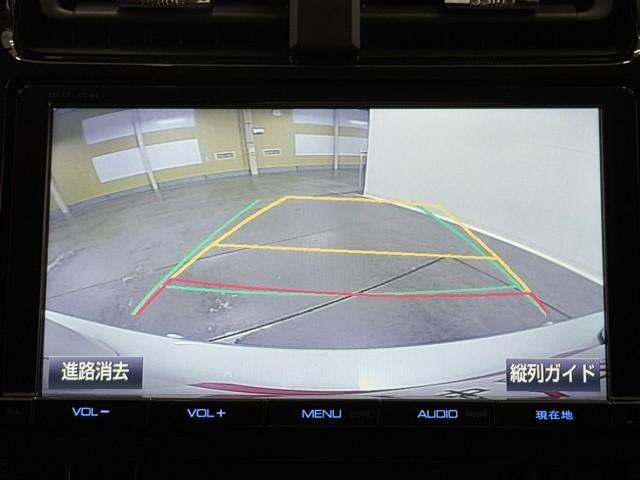 プリウス Ａプレミアム　ツーリングセレクション　横滑り防止機能　皮シート　運転席パワーシート　エアコン　１オナ　パワーウィンドウ　ナビ＆ＴＶ　アイドリングストップ　ＬＥＤライト　盗難防止装置　スマートキー＆プッシュスタート　キーレス　ＥＴＣ　ＡＢＳ（6枚目）