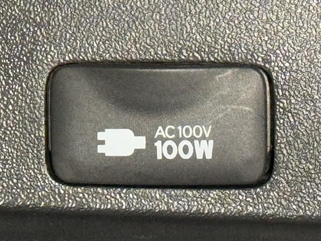 ハイエースバン スーパーＧＬ　ダークプライムＩＩ　ＬＥＤヘットライト　メモリーナビゲーション　ミュージックプレイヤー接続可　スマキー　ＡＢＳ　フルフラット　盗難警報装置　運転席エアバッグ　リアクーラー　ワンセグ　オートエアコン　パワーウインドウ（13枚目）