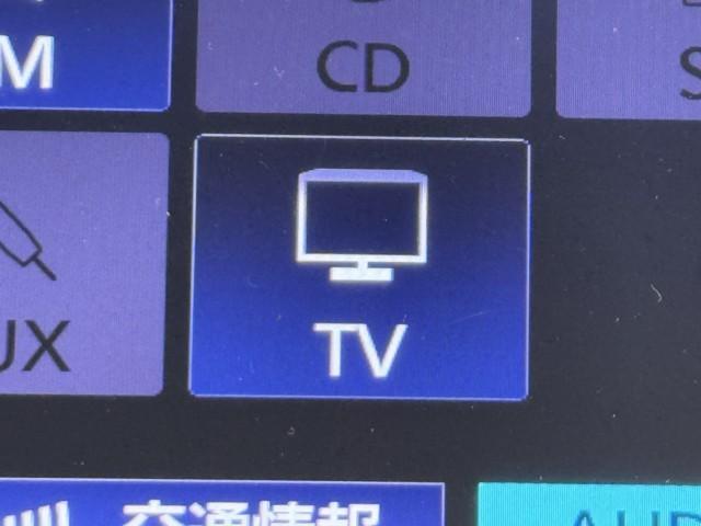 ハイエースバン ＤＸ　ＧＬパッケージ　リアエアコン　メモリナビ　ナビ＆ＴＶ　ワンセグＴＶ　バックモニター　横滑り防止装置　キーレスエントリー　エアコン　ＥＴＣ車載器　記録簿　パワステ　フロントパワーウインドウ　エアバック　セキュリティー（7枚目）