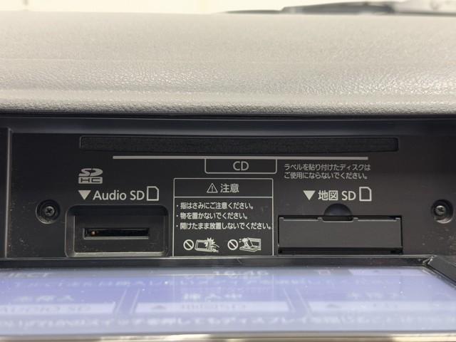 ハイエースバン ＤＸ　ＧＬパッケージ　リアエアコン　メモリナビ　ナビ＆ＴＶ　ワンセグＴＶ　バックモニター　横滑り防止装置　キーレスエントリー　エアコン　ＥＴＣ車載器　記録簿　パワステ　フロントパワーウインドウ　エアバック　セキュリティー（10枚目）