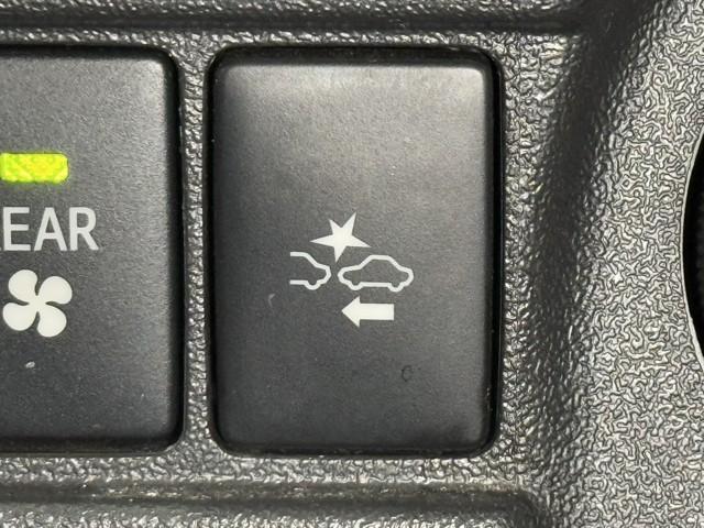 ハイエースバン ＤＸ　ＧＬパッケージ　リアエアコン　メモリナビ　ナビ＆ＴＶ　ワンセグＴＶ　バックモニター　横滑り防止装置　キーレスエントリー　エアコン　ＥＴＣ車載器　記録簿　パワステ　フロントパワーウインドウ　エアバック　セキュリティー（15枚目）