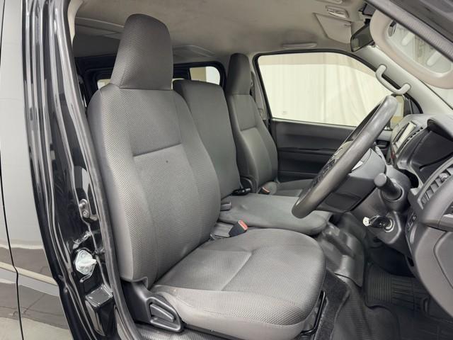 ハイエースバン ＤＸ　ＧＬパッケージ　リアエアコン　メモリナビ　ナビ＆ＴＶ　ワンセグＴＶ　バックモニター　横滑り防止装置　キーレスエントリー　エアコン　ＥＴＣ車載器　記録簿　パワステ　フロントパワーウインドウ　エアバック　セキュリティー（16枚目）