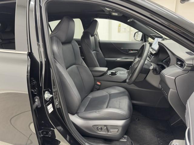 ハリアーハイブリッド Z レザーパッケージ パノラマサンルーフ 地デジ 横滑防止 盗難防止システム Bモニター 革 LEDライト パワーウィンドウ クルコン スマートキ- 助手席エアバック パワーシート エアバッグ 点検記録簿 オートエアコン(16枚目)