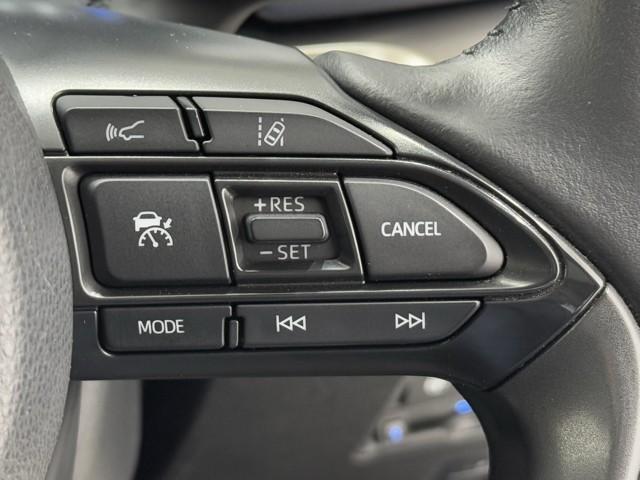 アクア Z LEDヘッドライト スマートキー 100V電源 イモビライザー アルミホイール ドライブレコーダー オートクルーズコントロール 点検記録簿 フルセグTV エアコン ESC ナビ&TV ETC キーレス(10枚目)