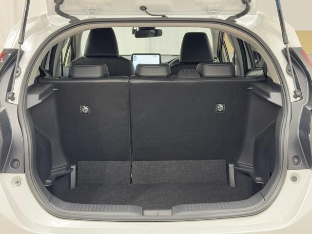 アクア Z LEDヘッドライト スマートキー 100V電源 イモビライザー アルミホイール ドライブレコーダー オートクルーズコントロール 点検記録簿 フルセグTV エアコン ESC ナビ&TV ETC キーレス(18枚目)