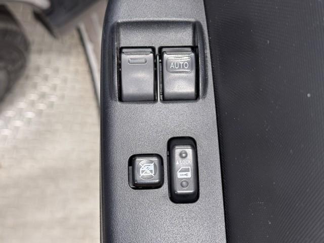 ハイエースバン ロングＤＸ　ＰＷ　運転席エアバッグ　横滑り防止　整備点検記録簿　イモビ付　パワーステアリング　エアコン　ミュージックプレイヤー接続可　ＡＢＳ　キーレス　ＥＴＣ付　ドライブレコーダー（12枚目）