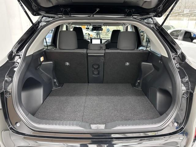 ヤリスクロス Ｇ　ＥＴＣ装備　リヤカメラ　点検記録簿　スマートエントリー　イモビライザー　オートエアコン　アルミホイール　キーレス　パワーウィンドウ　クルコン　ＡＢＳ　ドライブレコーダー　エアバッグ　パワーステアリング（17枚目）