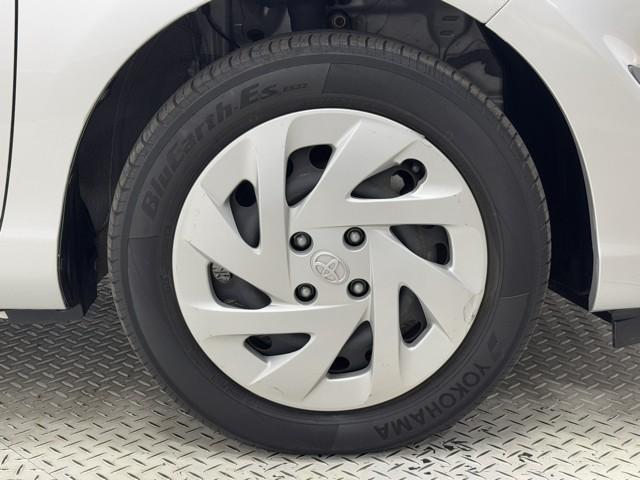 アクア L AC イモビライザー 前席PW ナビTV アイドリングストップ車 VSC メモリーナビゲーション 1セグ ETC車載器 SRS デュアルエアバック キーレスエントリーシステム ドライブレコーダ PS(19枚目)