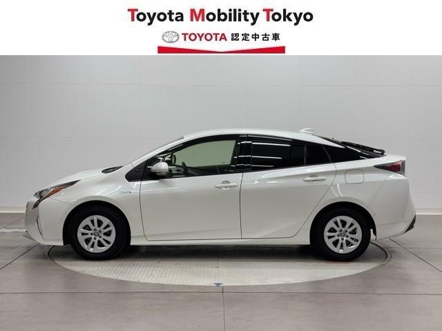 プリウス Ｓセーフティプラス　衝突回避システム　Ｂモニター　ドラレコ付き　定期点検記録簿　ＬＥＤライト　クルコン　ＥＴＣ装備　スマートＫＥＹ　ナビＴＶ　イモビライザー　横滑り防止機能　ＰＷ　カーテンエアバッグ　キーレスエントリー（6枚目）