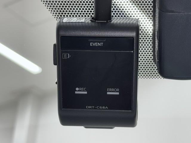 プリウス S 取説記録簿 DVD再生機能 アイスト ESC スマートキ- 地デジ メモリーナビゲーション LEDヘッドライト ETC車載器 フルオートエアコン クルーズコントロール エアバッグ イモビ PS AW(9枚目)