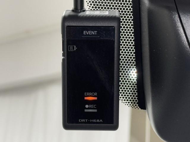 ハイエースバン ロングスーパーＧＬ　ダブルエアコン　助手席エアバッグ　運転席エアバッグ　ドラレコ　イモビライザー　オートエアコン　フルセグテレビ　フルタイム４ＷＤ　メモリナビ　寒冷地仕様車　パワーステアリング　スマ－トキー　ＥＴＣ車載器（11枚目）