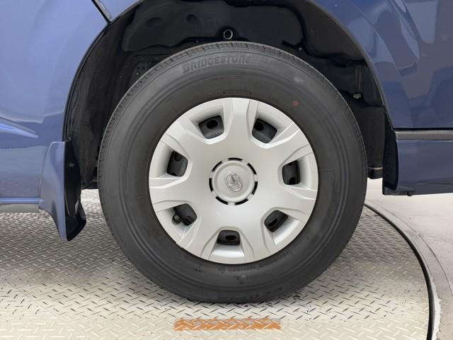 ハイエースバン ロングスーパーＧＬ　ダブルエアコン　助手席エアバッグ　運転席エアバッグ　ドラレコ　イモビライザー　オートエアコン　フルセグテレビ　フルタイム４ＷＤ　メモリナビ　寒冷地仕様車　パワーステアリング　スマ－トキー　ＥＴＣ車載器（19枚目）