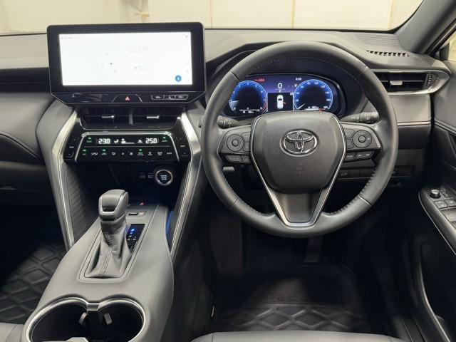 ハリアー Ｇ　衝突回避ブレーキ　ＡＵＸ接続　セキュリティーアラーム　ＡＡＣ　バックモニタ－　記録簿有　横滑防止装置　ＬＥＤランプ　スマキー　キーフリー　ＡＷ　ＥＴＣ車載器　ＰＳ　パワーウインドウ　パワ－シ－ト　ＴＶ（4枚目）