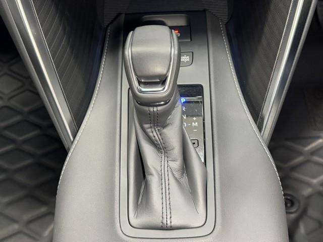 ハリアー Ｇ　衝突回避ブレーキ　ＡＵＸ接続　セキュリティーアラーム　ＡＡＣ　バックモニタ－　記録簿有　横滑防止装置　ＬＥＤランプ　スマキー　キーフリー　ＡＷ　ＥＴＣ車載器　ＰＳ　パワーウインドウ　パワ－シ－ト　ＴＶ（10枚目）