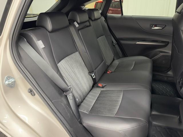 ハリアー Ｇ　衝突回避ブレーキ　ＡＵＸ接続　セキュリティーアラーム　ＡＡＣ　バックモニタ－　記録簿有　横滑防止装置　ＬＥＤランプ　スマキー　キーフリー　ＡＷ　ＥＴＣ車載器　ＰＳ　パワーウインドウ　パワ－シ－ト　ＴＶ（15枚目）