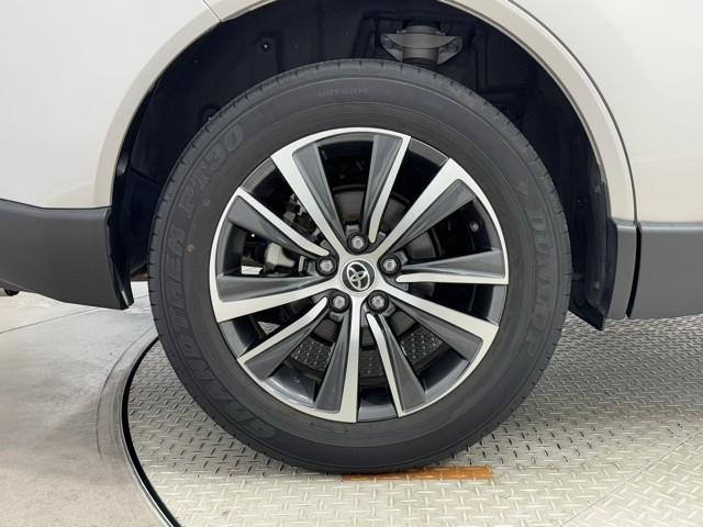 ハリアー Ｇ　衝突回避ブレーキ　ＡＵＸ接続　セキュリティーアラーム　ＡＡＣ　バックモニタ－　記録簿有　横滑防止装置　ＬＥＤランプ　スマキー　キーフリー　ＡＷ　ＥＴＣ車載器　ＰＳ　パワーウインドウ　パワ－シ－ト　ＴＶ（19枚目）