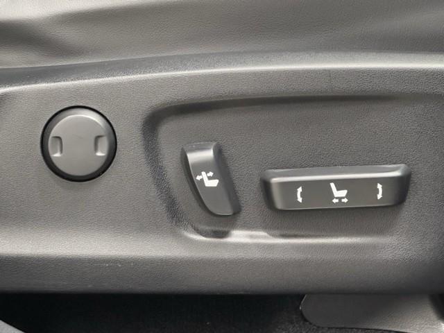 ＲＸ ＲＸ３００　Ｆスポーツ　記録簿　プリクラッシュ　ＡＷ　Ｂカメラ　ＡＣ１００Ｖ電源　ＥＴＣ車載器　オートクルーズ　横滑り防止装置　エアバック　ナビ＆ＴＶ　キーレス　Ｐシート　ＬＥＤヘッドランプ　オートエアコン　ＡＢＳ　全席ＰＷ（15枚目）