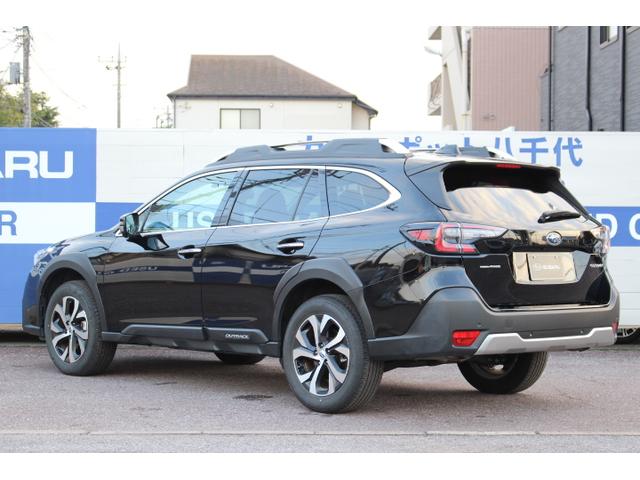 レガシィアウトバック リミテッドＥＸ　１オーナー車　走行少ない美車！　２年間走行距離無制限保証付き　アイサイトＸ　ワンオーナー　１１．６インチインフォメーションディスプレイ　フロントサイドバックカメラ　ＥＴＣ２．０　ＴＶコントロールキット　ドライブレコーダー（11枚目）