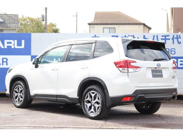 フォレスター ツーリング 1オーナー車 TVコントロールキット 2年間走行距離無制限保証付き 1オーナー車 全車速追従機能付きクルーズコントロール パナソニックナビゲーション フロントサイドバックカメラ ETC2.0 前後ドライブレコーダー カーゴステップパネル(11枚目)