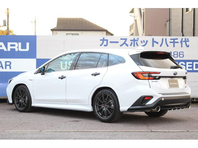 レヴォーグ ＳＴＩスポーツＲ　ＥＸ　１オーナー車　スバルらしい１台です！　２年間走行距離無制限保証付き　アイサイトＸ　１オーナー車　１１．６インチインフォメーションディスプレイ　ドライブレコーダー　フロントサイドバックカメラ　ＳＴＩパーツ多数装着あり（11枚目）
